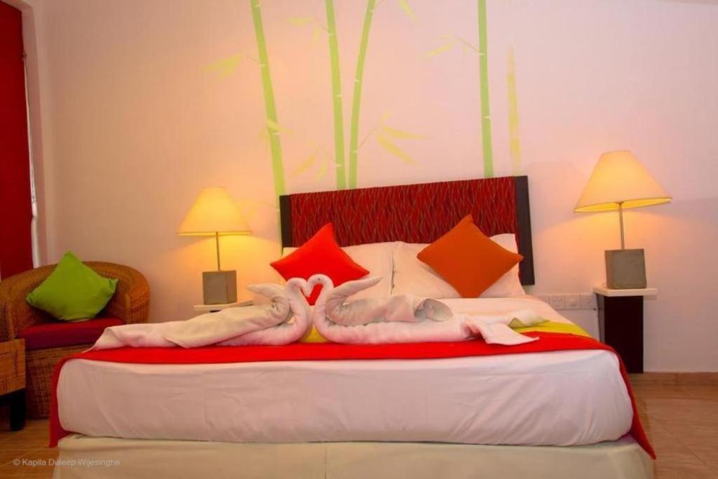 de 5000 m² con 7 habitación/es y 7 baño/s de uso privado, en Yala Tissamaharama Exterior foto